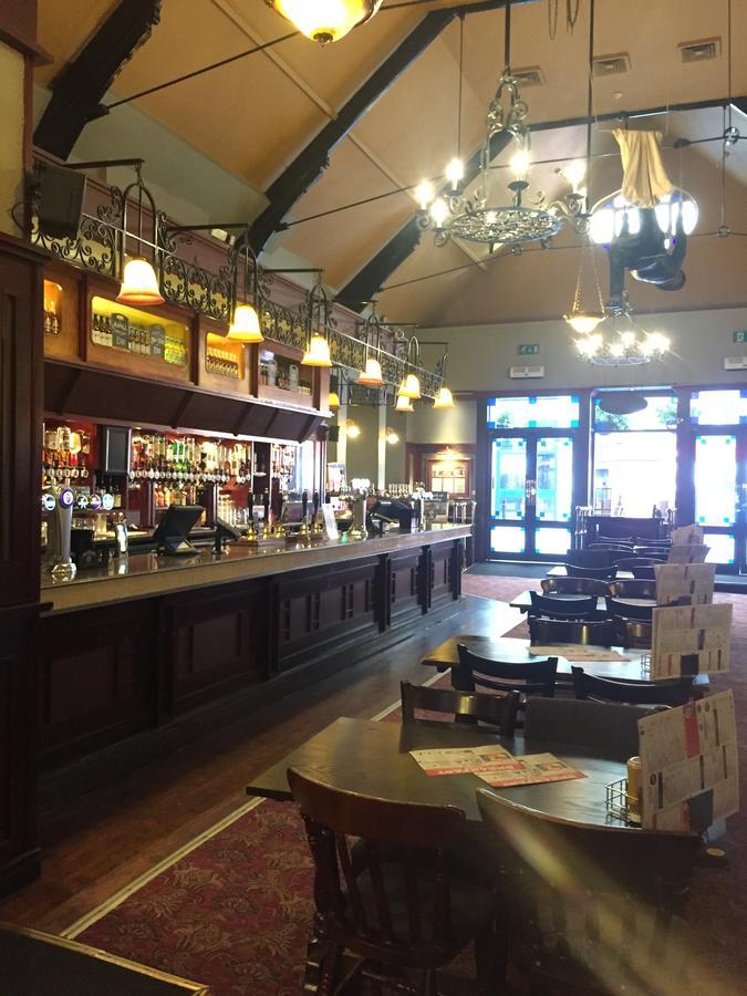 The Last Post Wetherspoon Hotel Southend-on-Sea Exterior foto